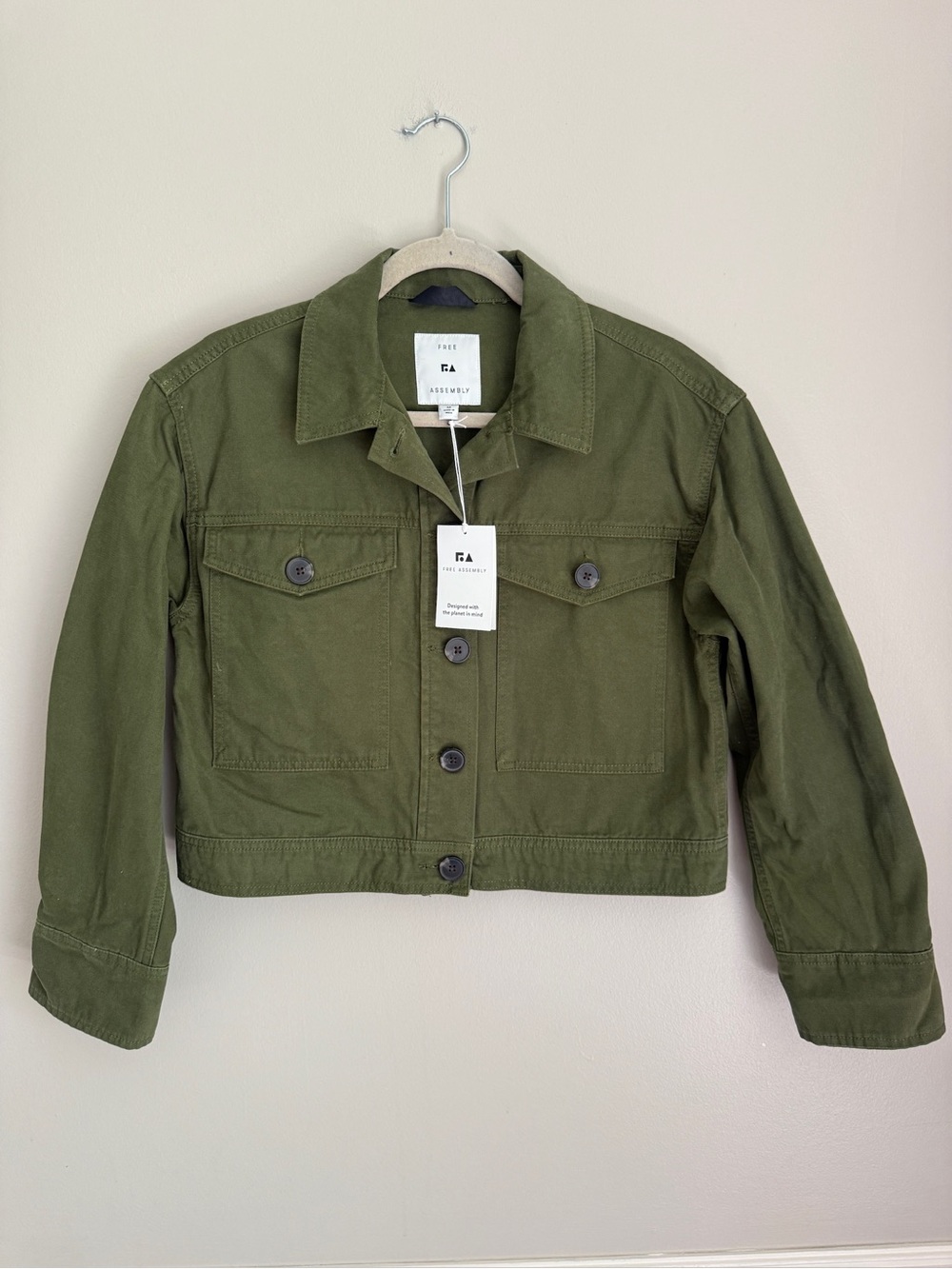 NWT Free Assembly Olive Utility Cropped Jacket, size medium
